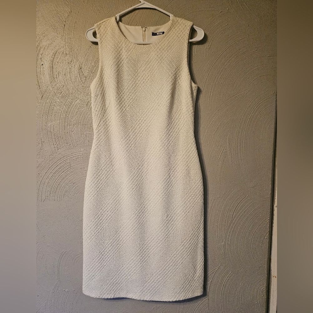 J. McLaughlin Dress Midi Length Sleeveless Stretchy Form Fitting Sheath Medium